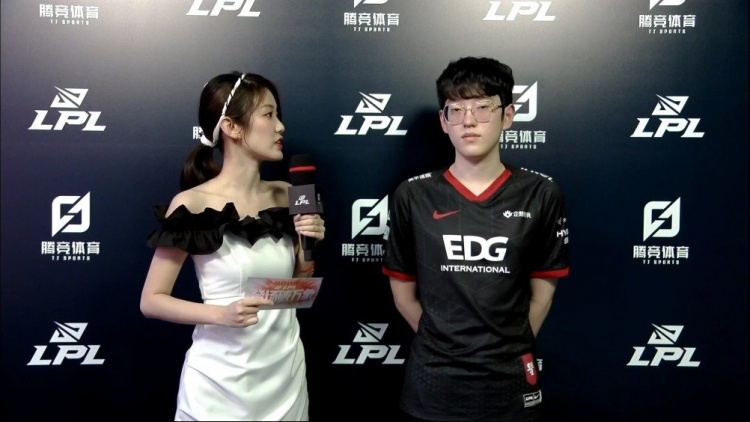 足球世界的 足球世界的