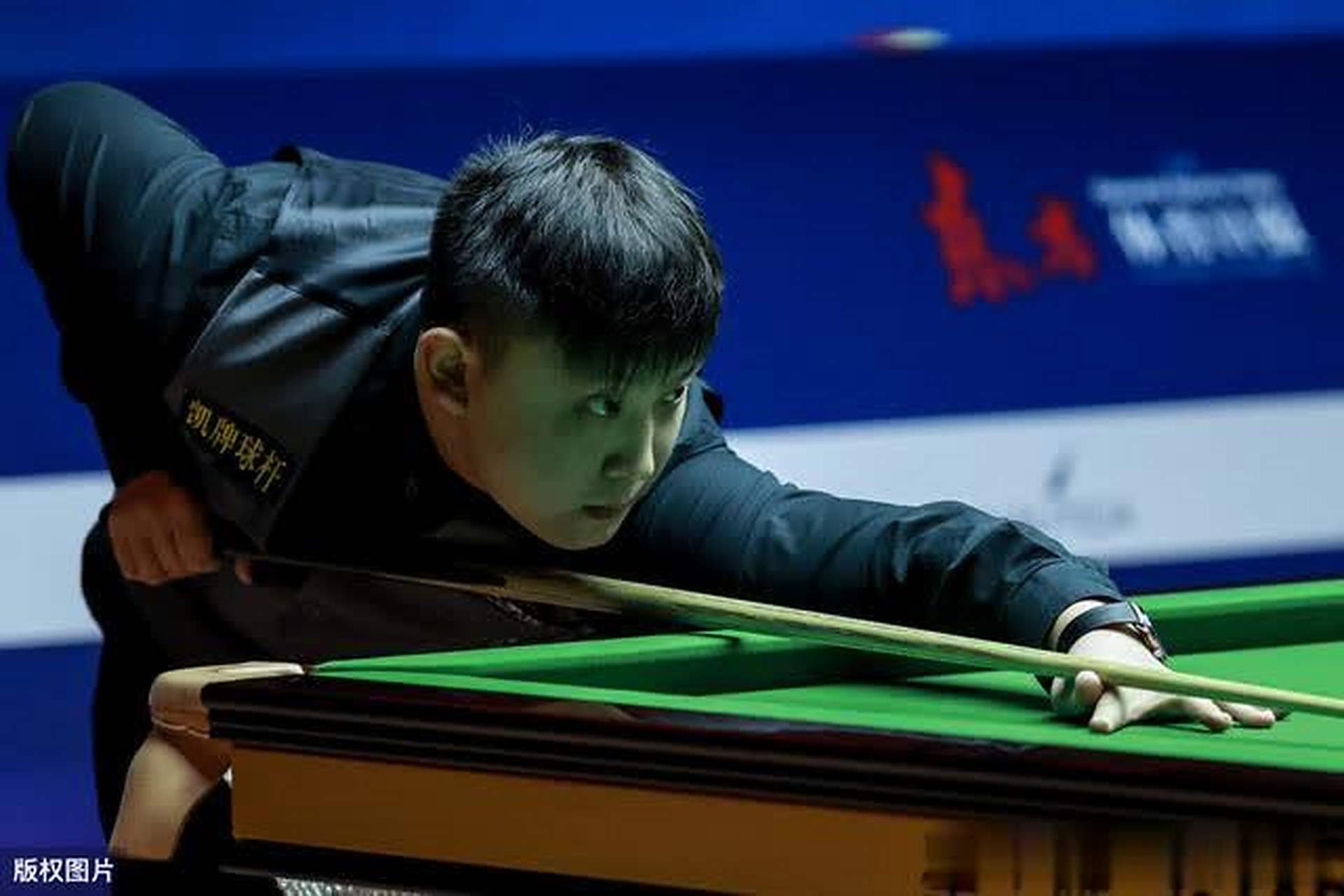 时出现轻微 时出现轻微