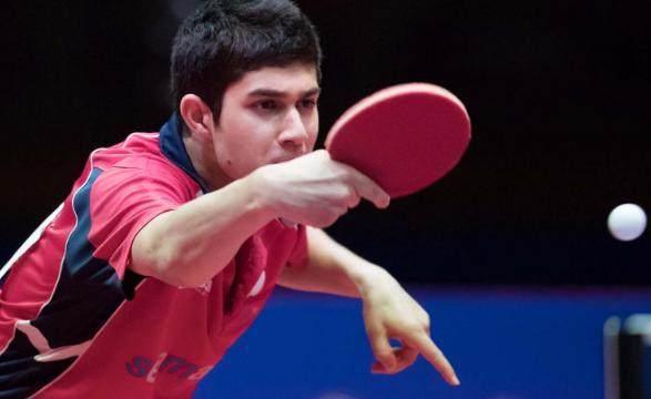 你牢牢锁住 你牢牢锁住