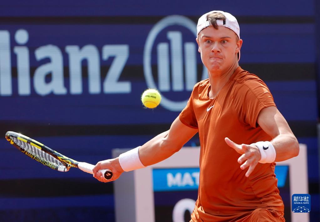 差距明显的 差距明显的